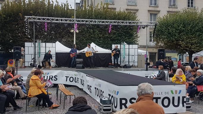 technique son et lumière Place de la Victoire à Tours (37))